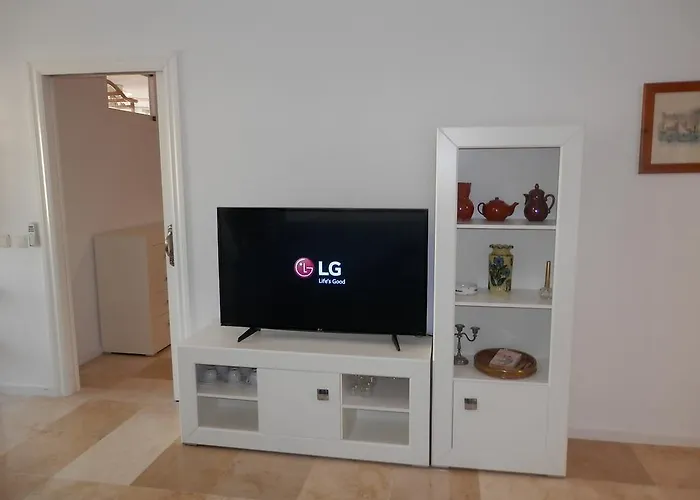 2000 Elegant Lejlighed *