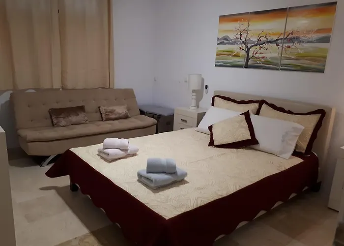 2000 Elegant * Marbella