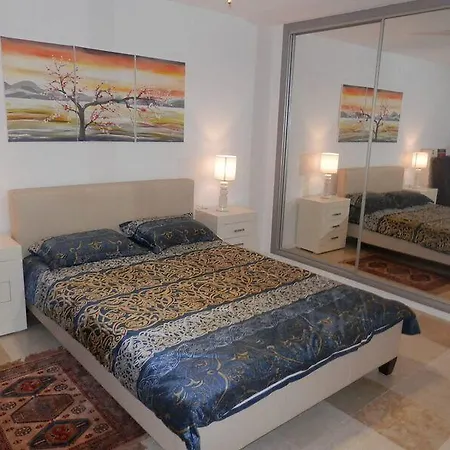 2000 Elegant * Marbella