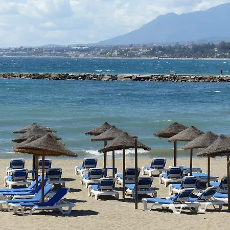 2000 Elegant Апартаменты *